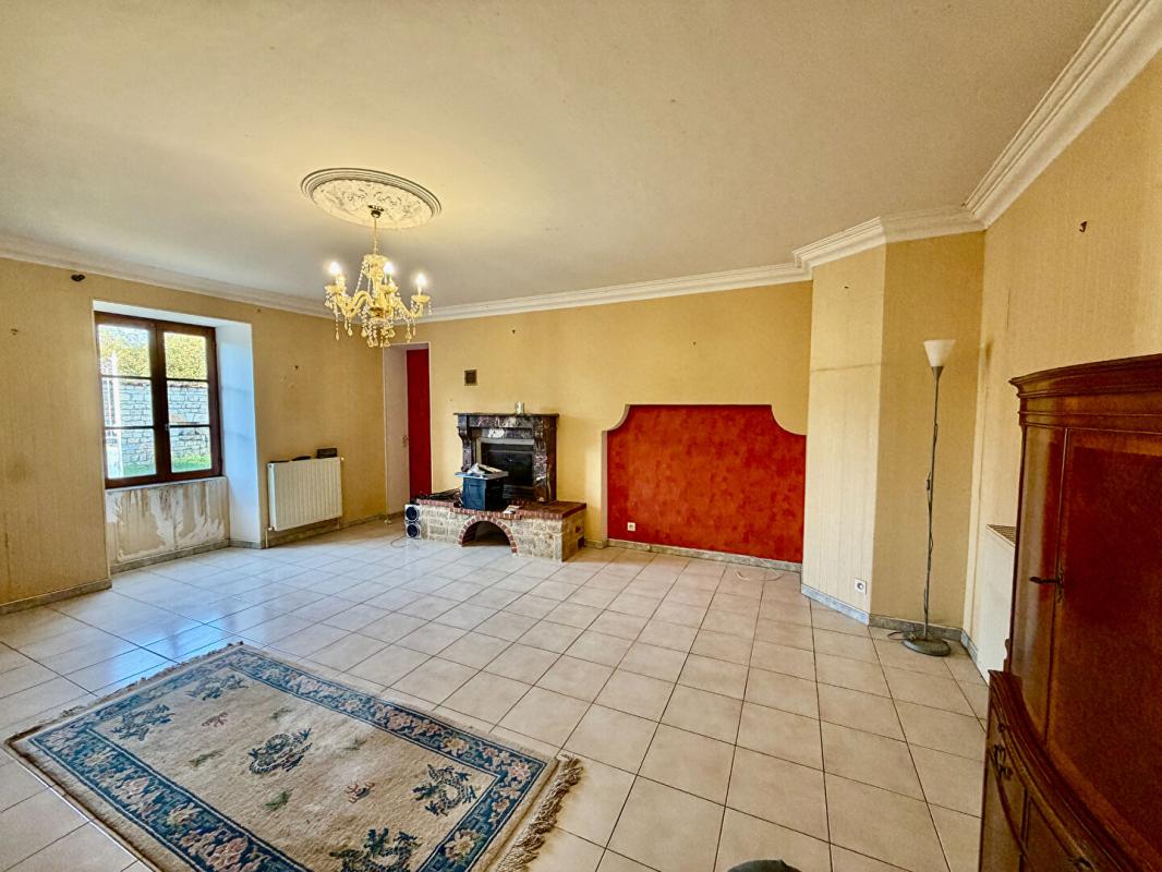 4 bedroom maison in Salles De Villefagnan, Charente, France