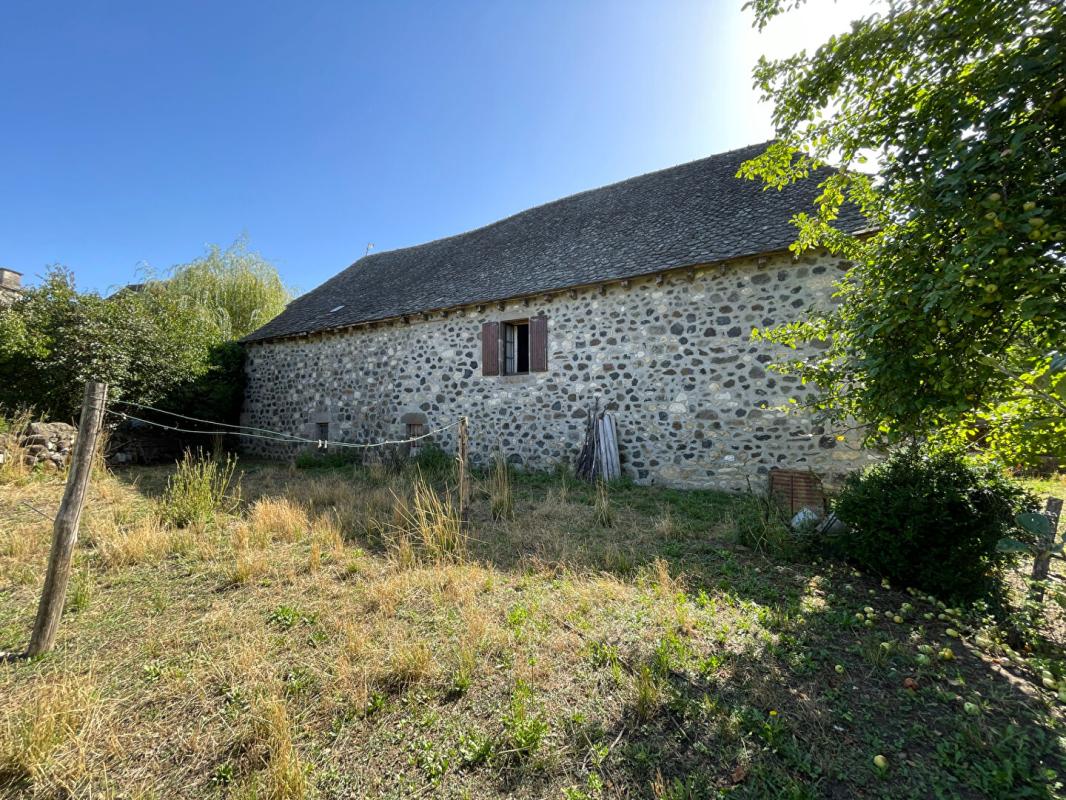 4 bedroom maison en pierres in Raulhac, Cantal, France