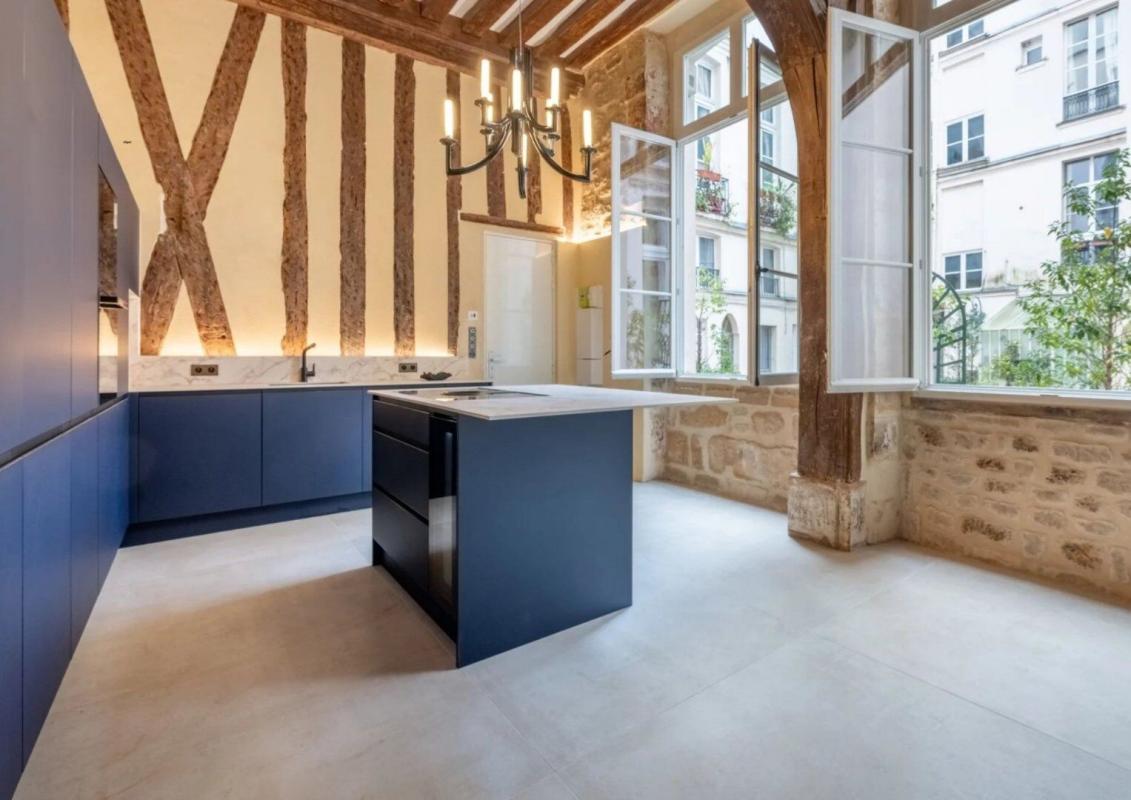 2 bedroom loft in Paris, France