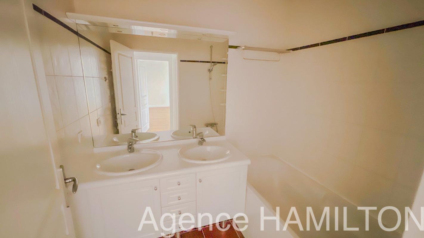 4 bedroom t5 in Garches, Hauts-de-Seine, France