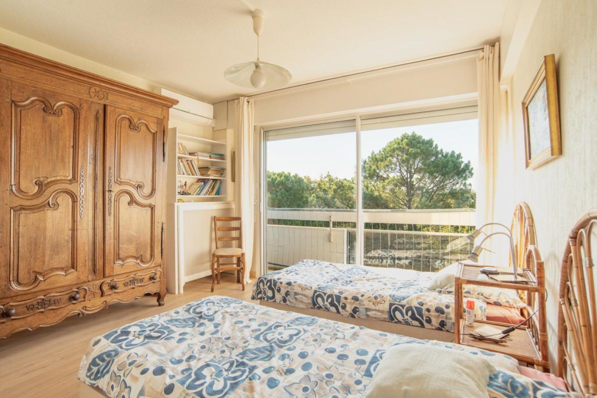 4 bedroom t6 et plus in Anglet, Pyrénées-Atlantiques, France