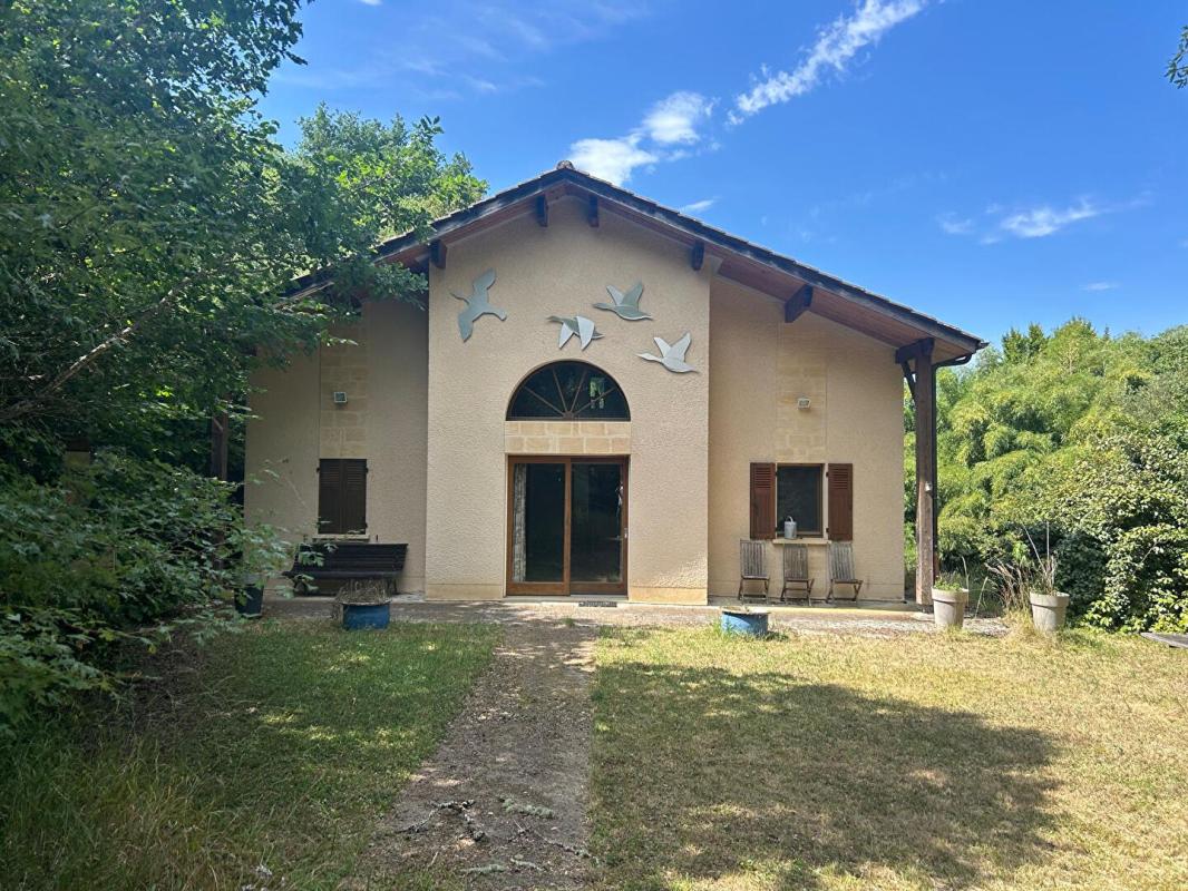 2 bedroom propriete in La Bachellerie, Dordogne, France