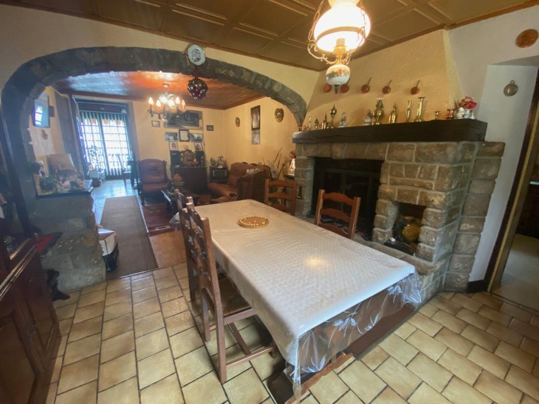 5 bedroom propriete in Vieillevie, Cantal, France
