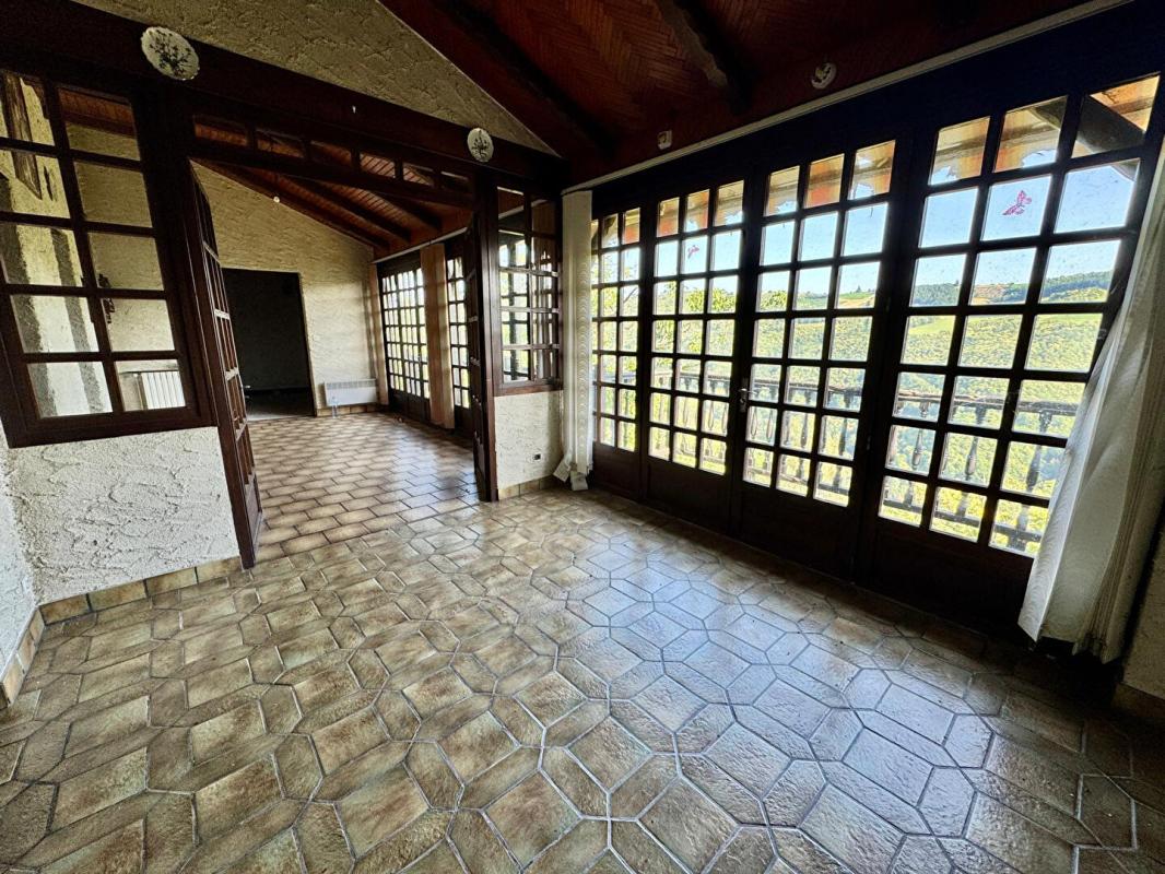 5 bedroom propriete in Vieillevie, Cantal, France