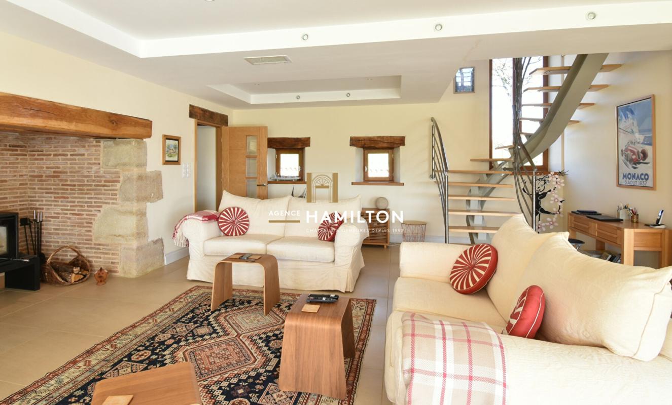 5 bedroom villa in Cordes Sur Ciel, Tarn, France