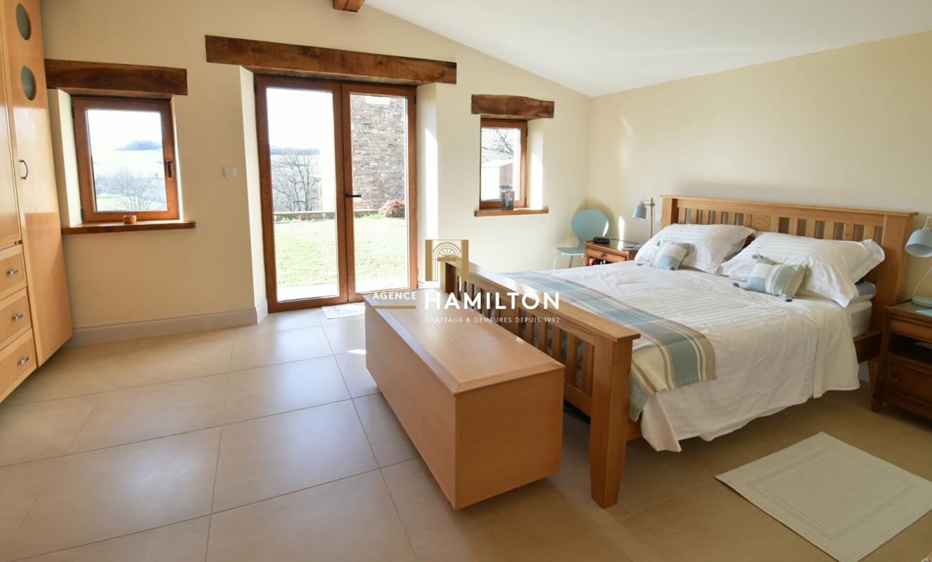 5 bedroom villa in Cordes Sur Ciel, Tarn, France
