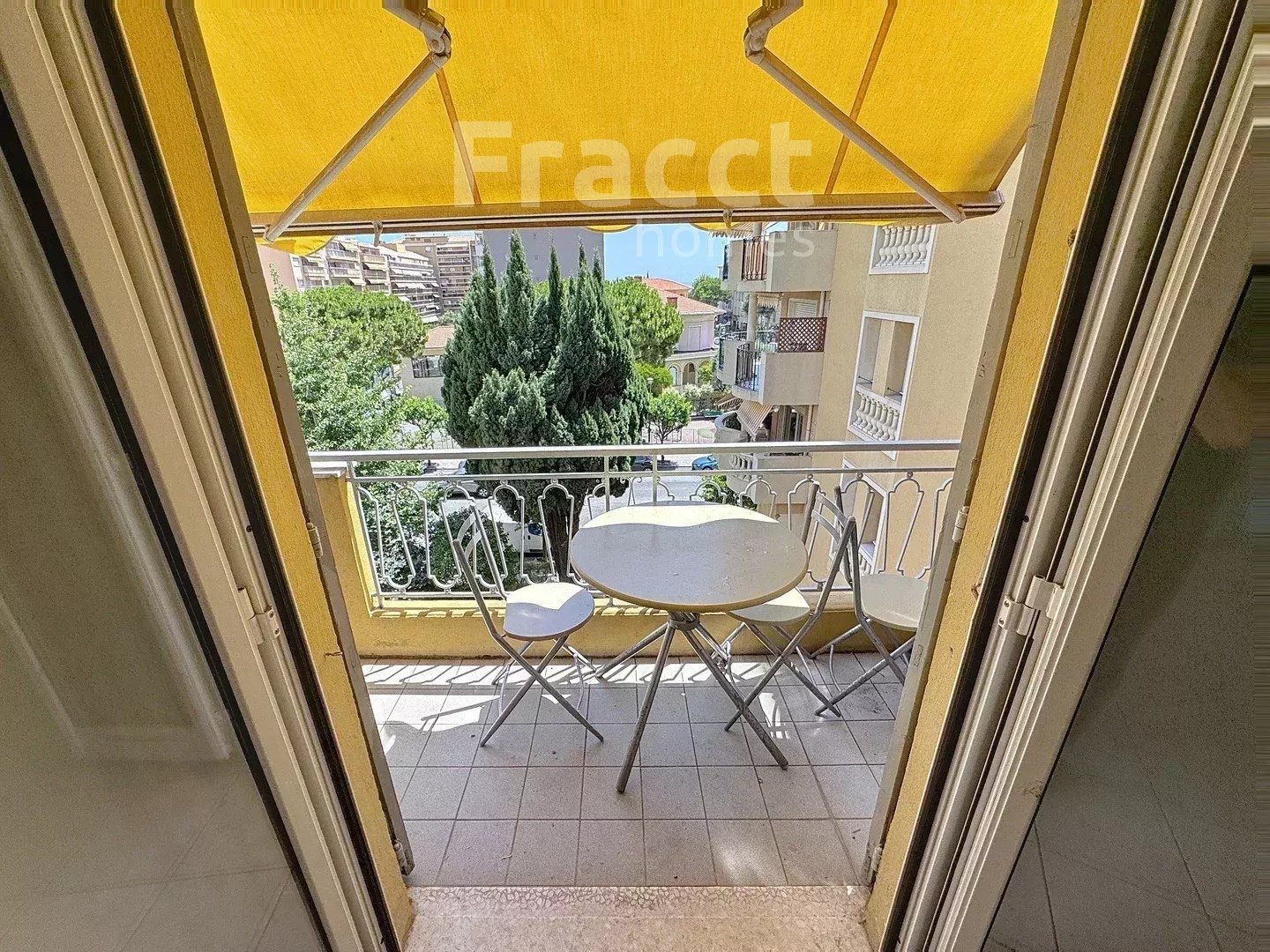 Apartment in Menton, Alpes-Maritimes, France – 86399779