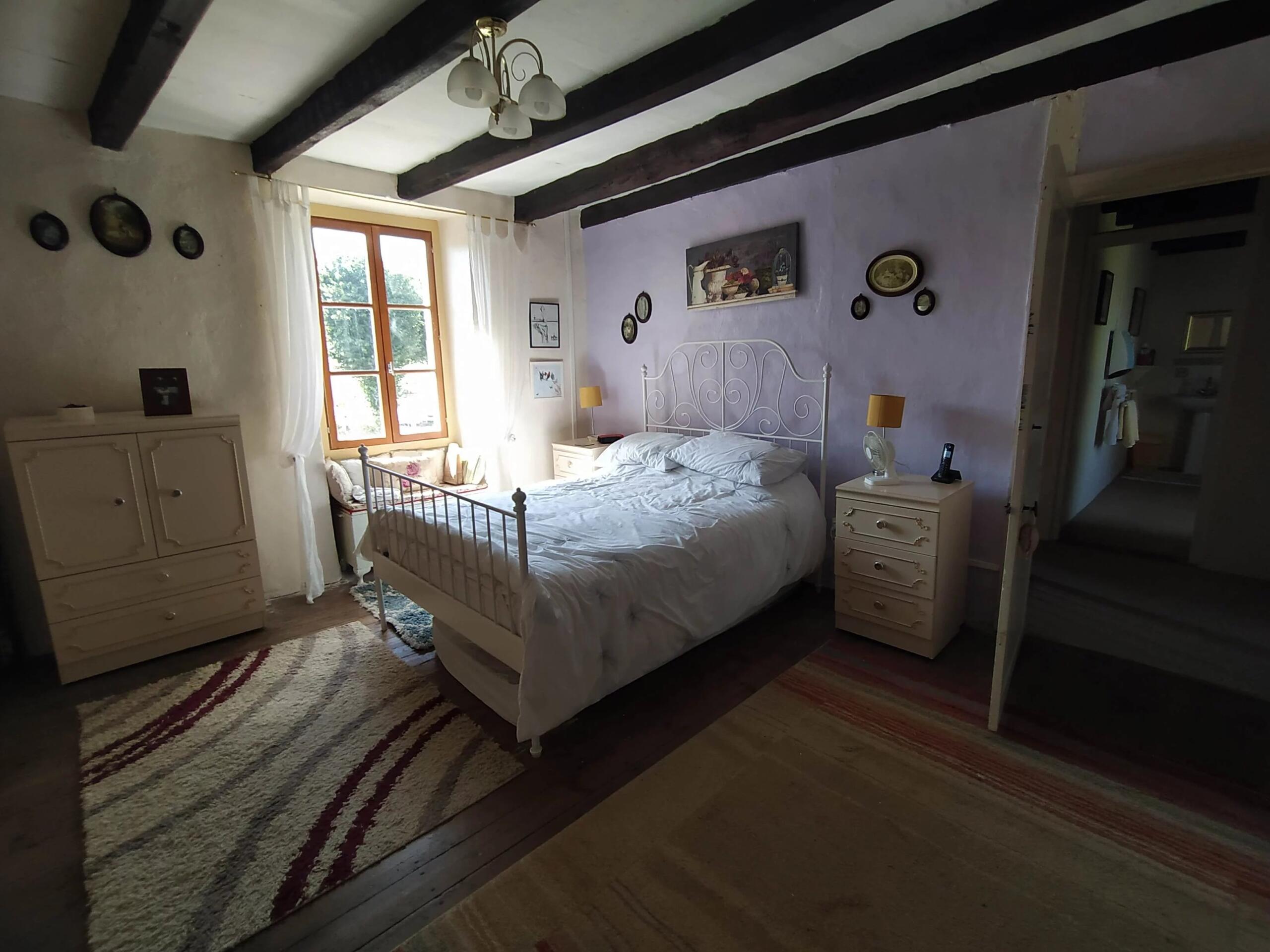 Village house with barn, Poitou-Charentes – France – BVI86372