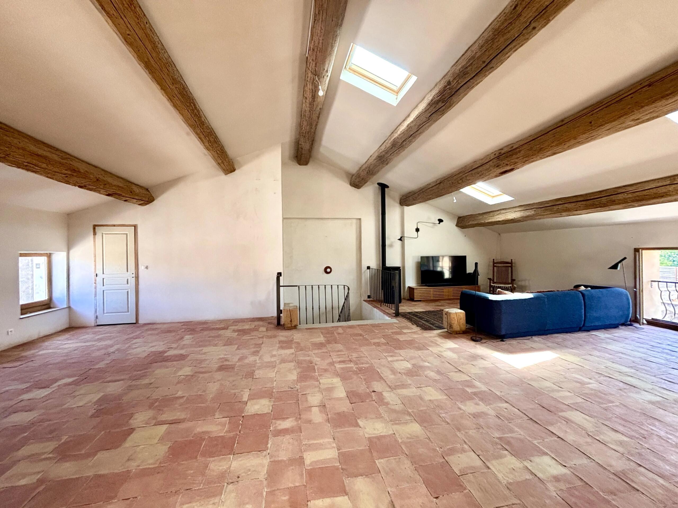 Stylish Manor House with Character, Space and Courtyard Gardens, Languedoc-Roussillon – France – BVI87136