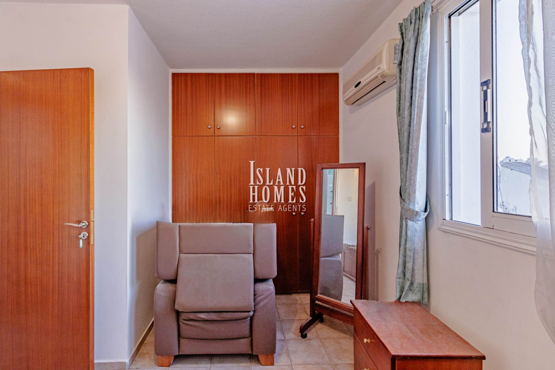 3 bedroom Apartment in Deryneia, Famagusta, Cyprus – DeR195