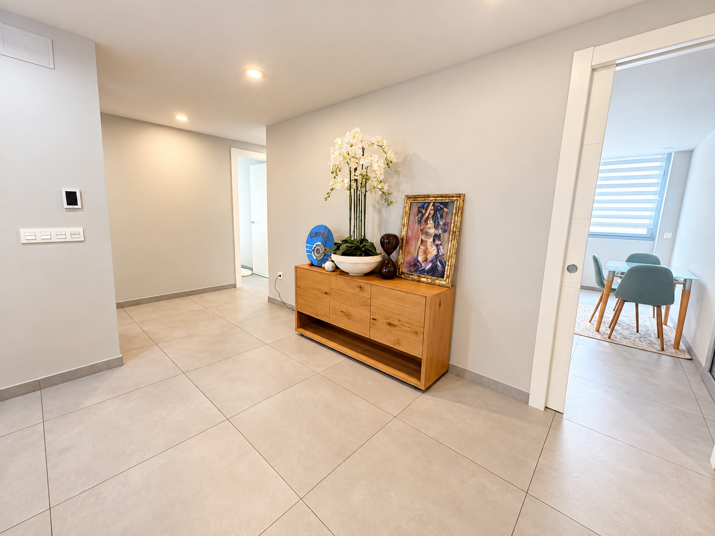 3 bedroom Apartment in Marbella, Malaga, Spain – 428-05664P