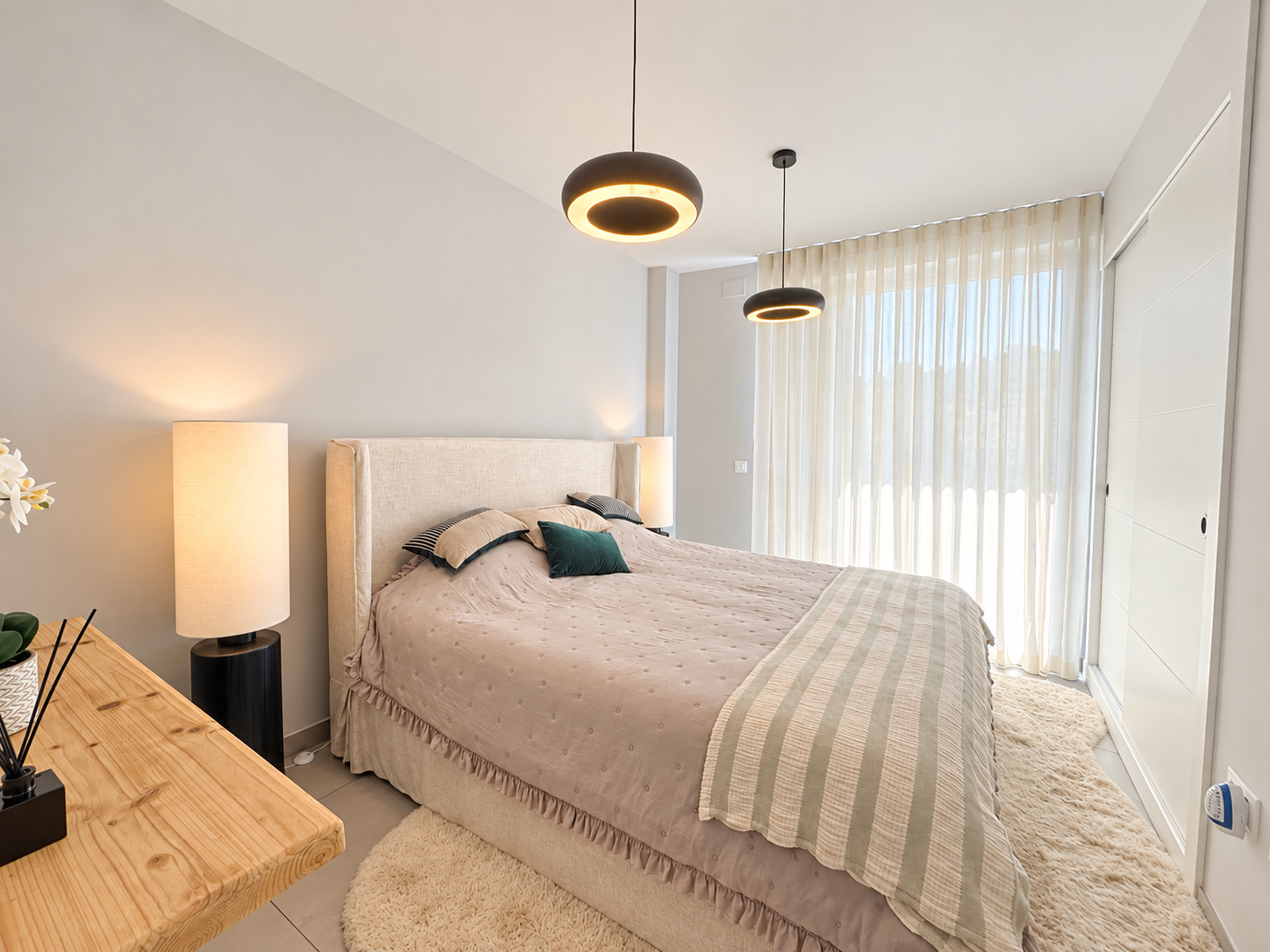 3 bedroom Apartment in Marbella, Malaga, Spain – 428-05664P