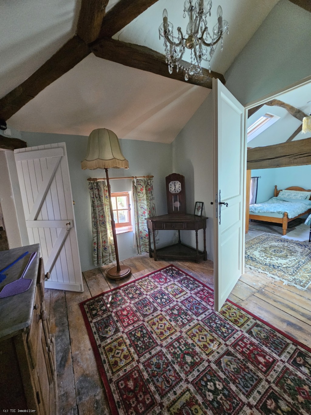 2 bedroom House in Champagne-Mouton, France – r7531