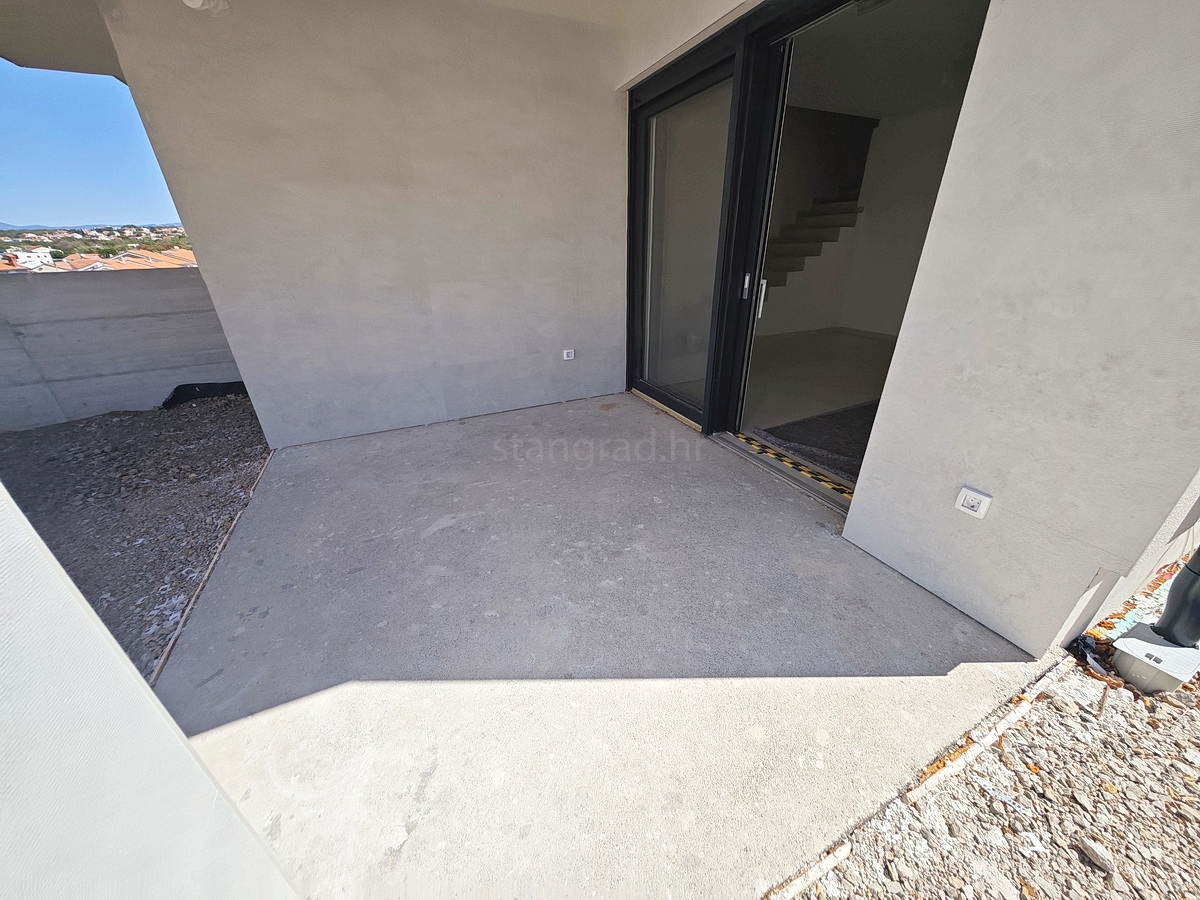 3 bedroom villa in Malinska-Dubašnica, Croatia – 103724