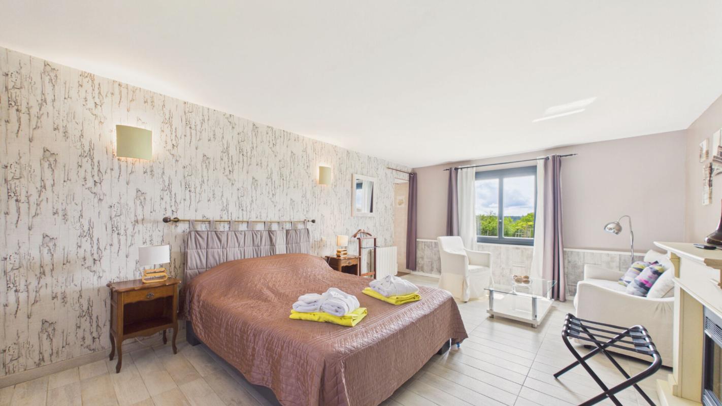 7 bedroom maison in Salvagnac Cajarc, Aveyron, France