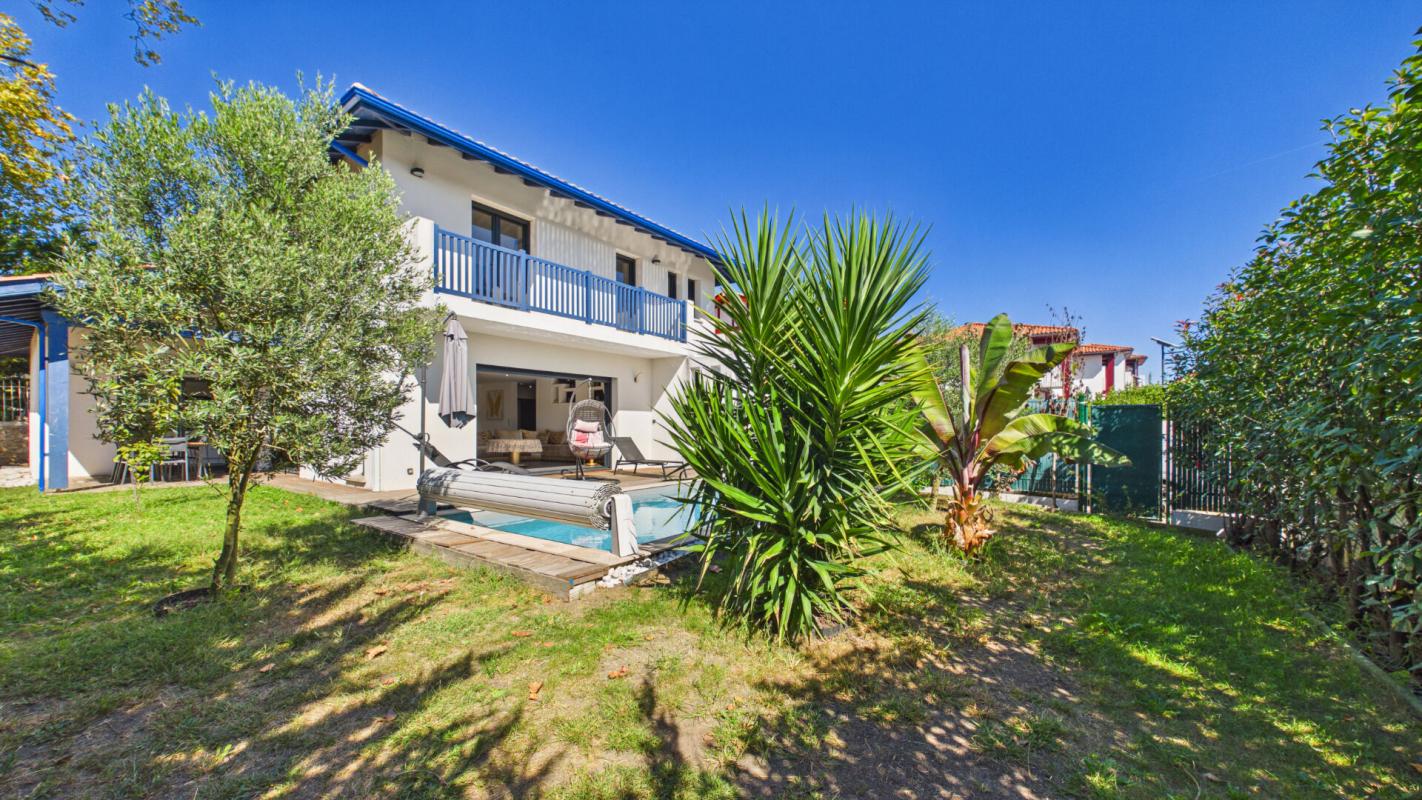 5 bedroom maison neuve in Arbonne, Pyrénées-Atlantiques, France