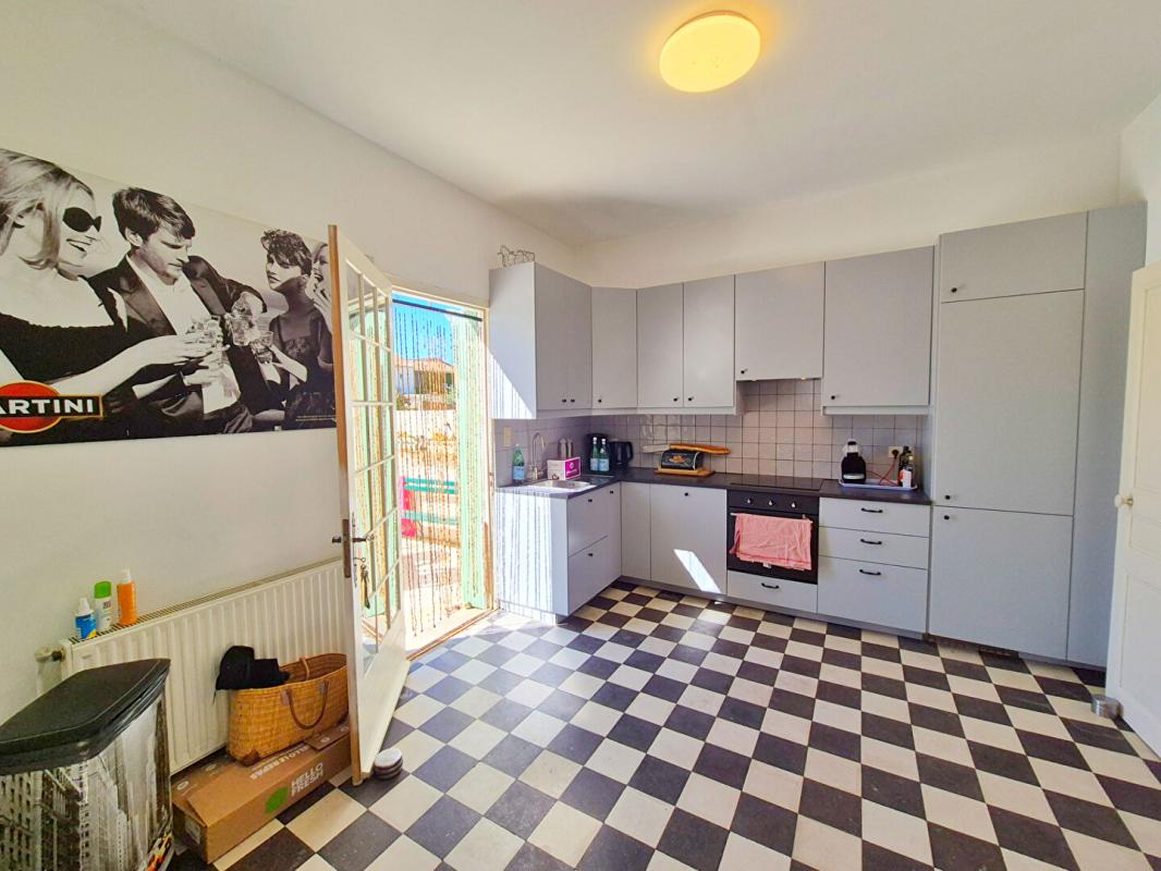 6 bedroom maison de village in Olonzac, Hérault, France