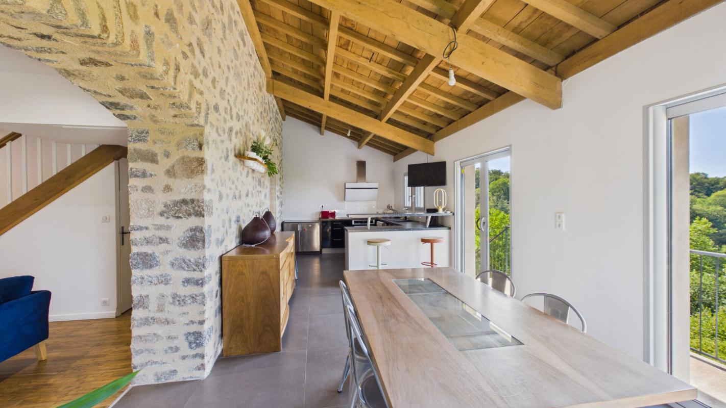 3 bedroom maison in Montbazens, Aveyron, France