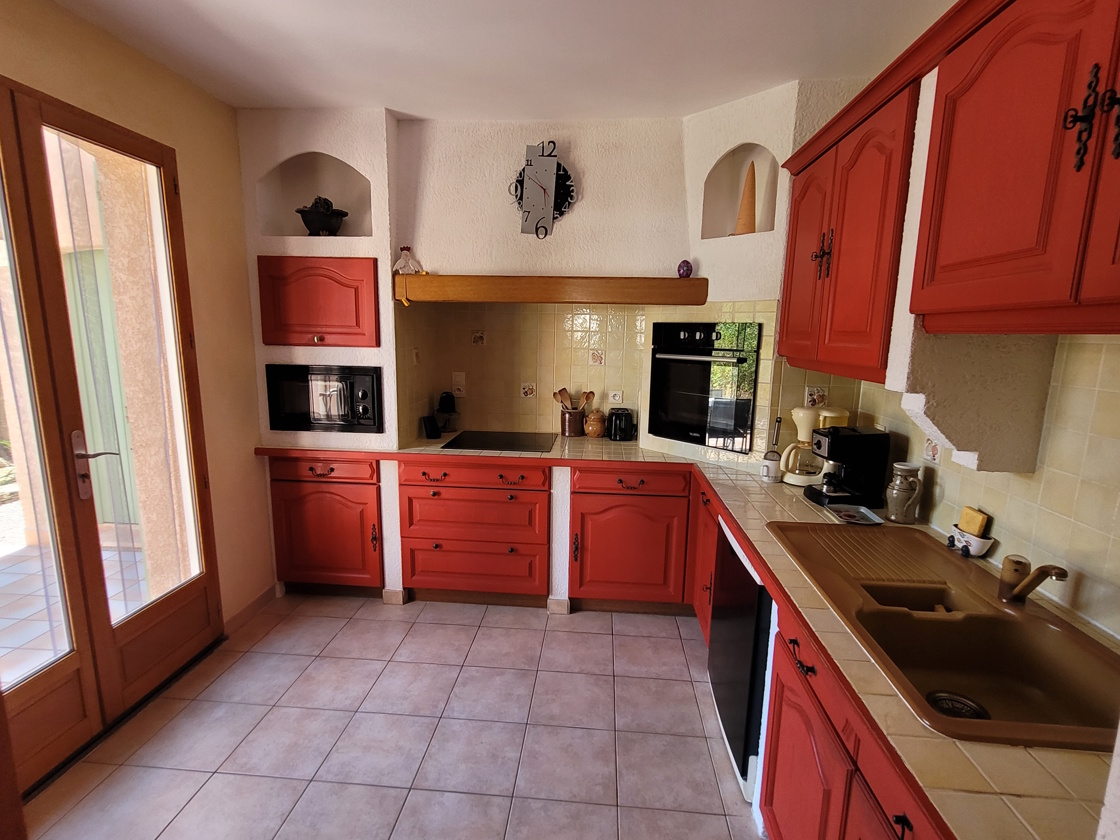 3 bedroom Detached House in Laurens, Herault, France – la369000ee