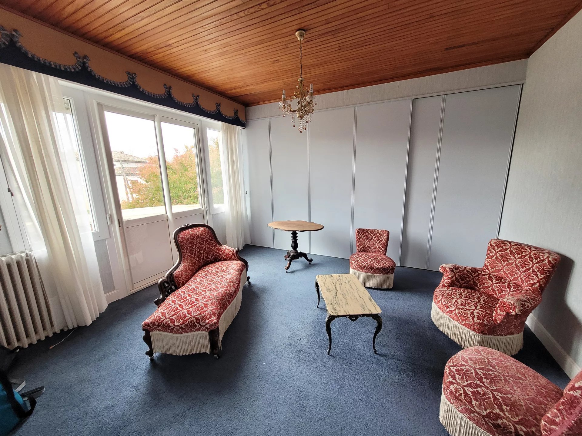 Spacious family house with independant garage, Nouvelle-Aquitaine – France – BVI67482