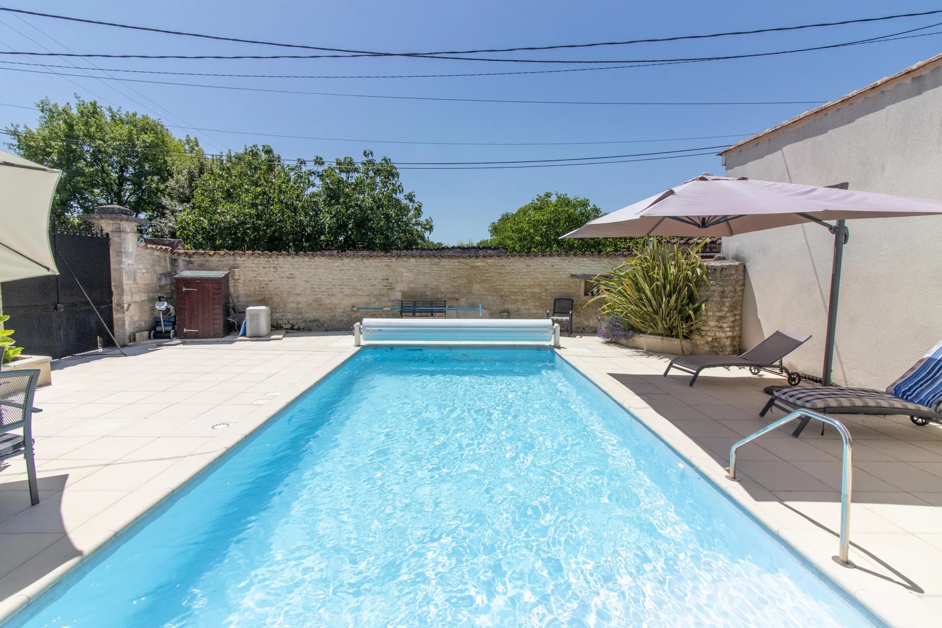 Charming 3-bedroom village house with pool near Jarnac, Nouvelle-Aquitaine – France – BVI86599