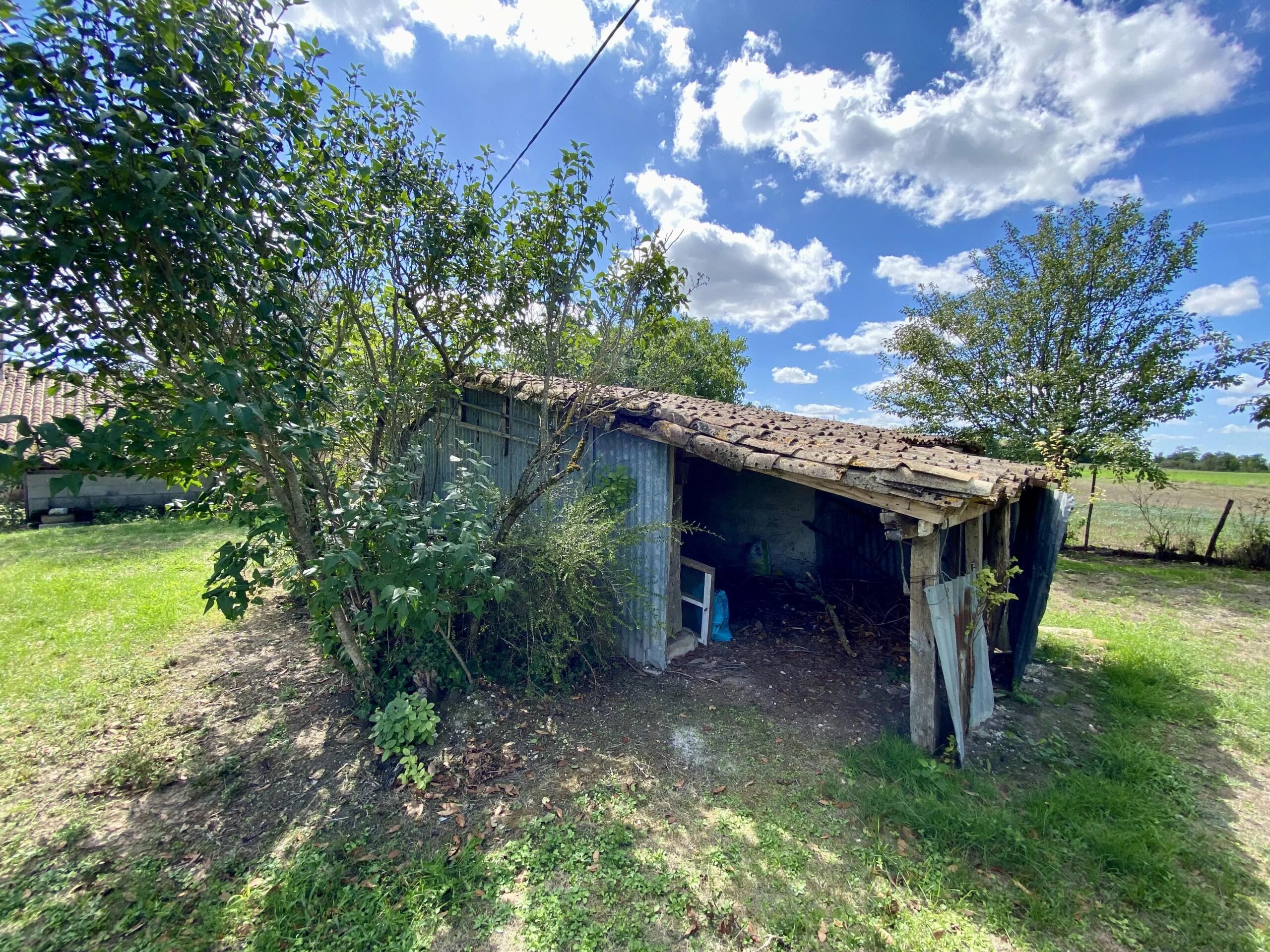 Charming renovation project just a short walk from Monflanquin, Nouvelle-Aquitaine – France – BVI87165