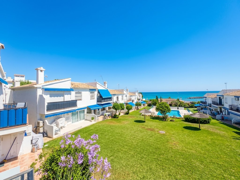 2 bedroom Apartment in Mijas Costa, Malaga, Spain – 428-05672P