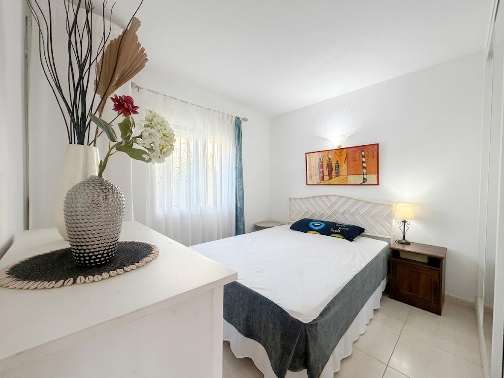 2 bedroom Apartment in Mijas Costa, Malaga, Spain – 428-05672P