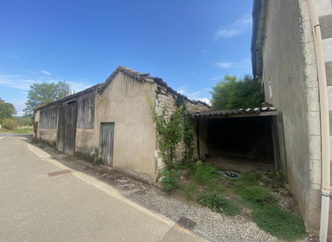 2 bedroom maison de village in Barguelonne En Quercy, Lot, France