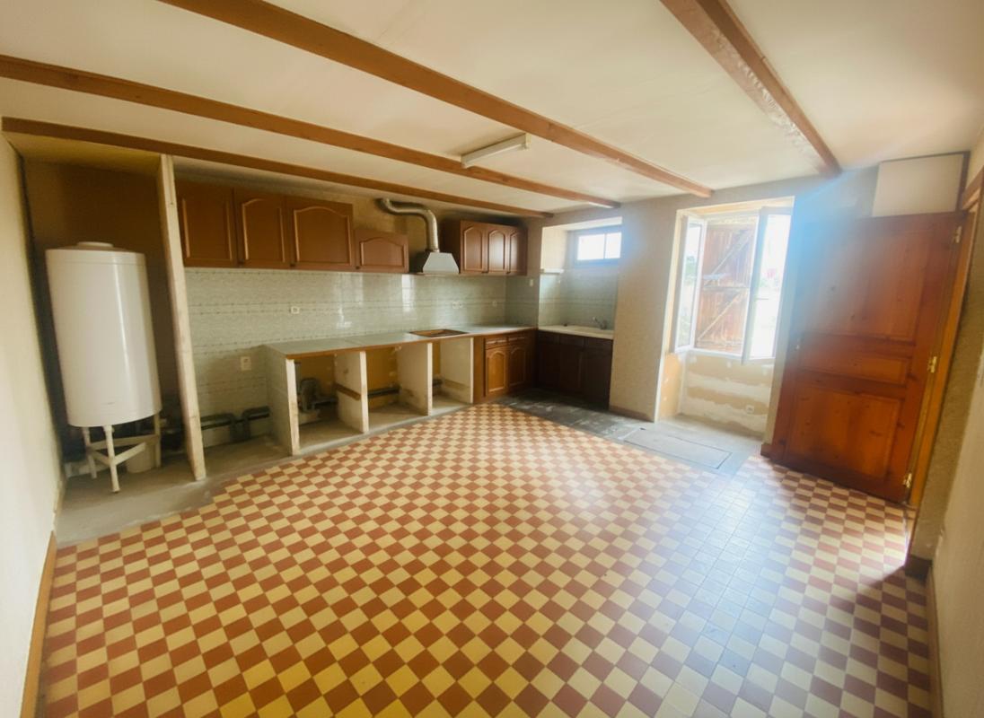 2 bedroom maison de village in Barguelonne En Quercy, Lot, France