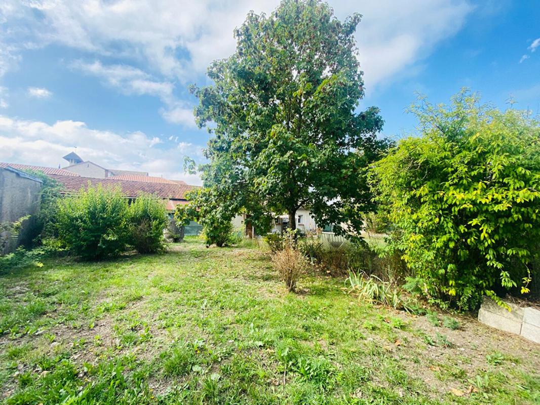 2 bedroom maison de village in Barguelonne En Quercy, Lot, France