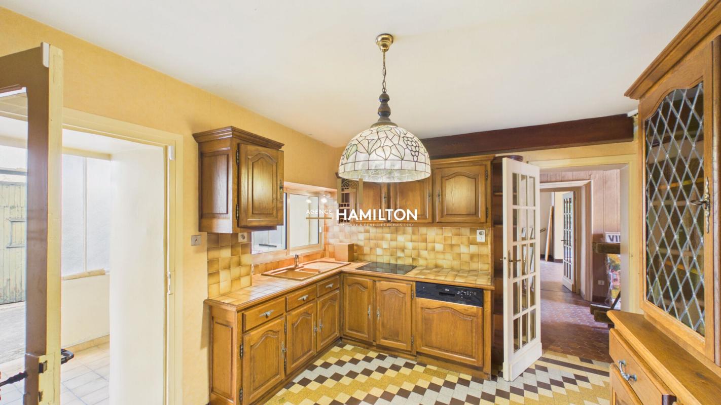 4 bedroom maison in Cordes Sur Ciel, Tarn, France