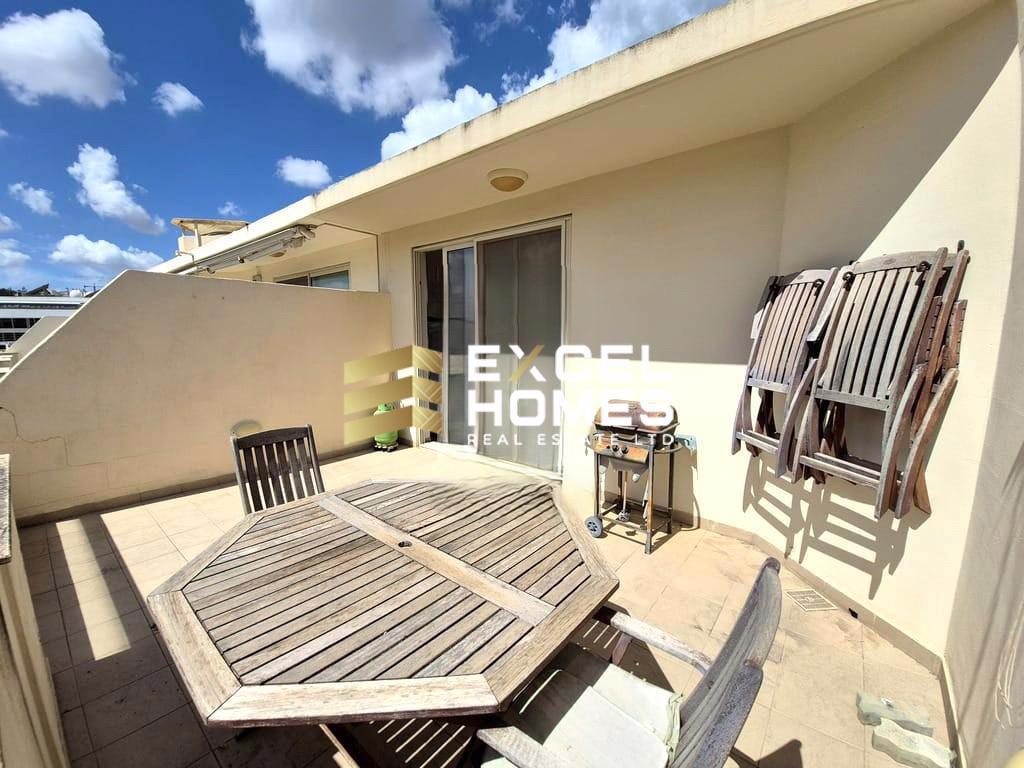 2 bedroom Penthouse in Ta  L-Ibrag, Malta – 69782