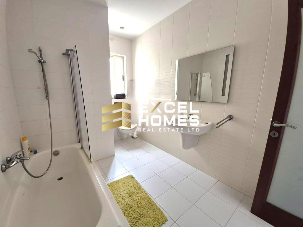 2 bedroom Penthouse in Ta  L-Ibrag, Malta – 69782