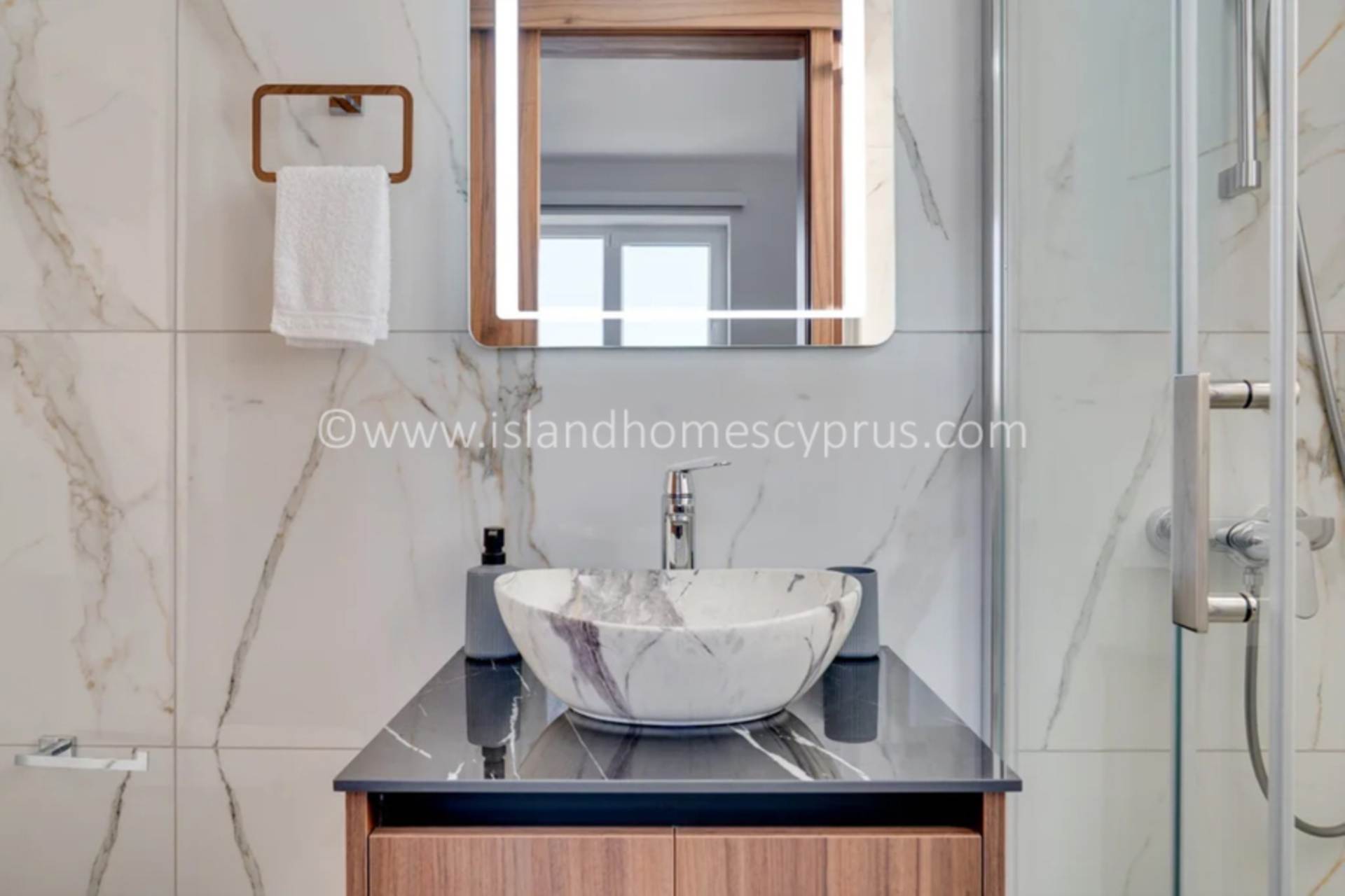 3 bedroom Apartment in Xylofagou, Larnaca, Cyprus – KrX106dp