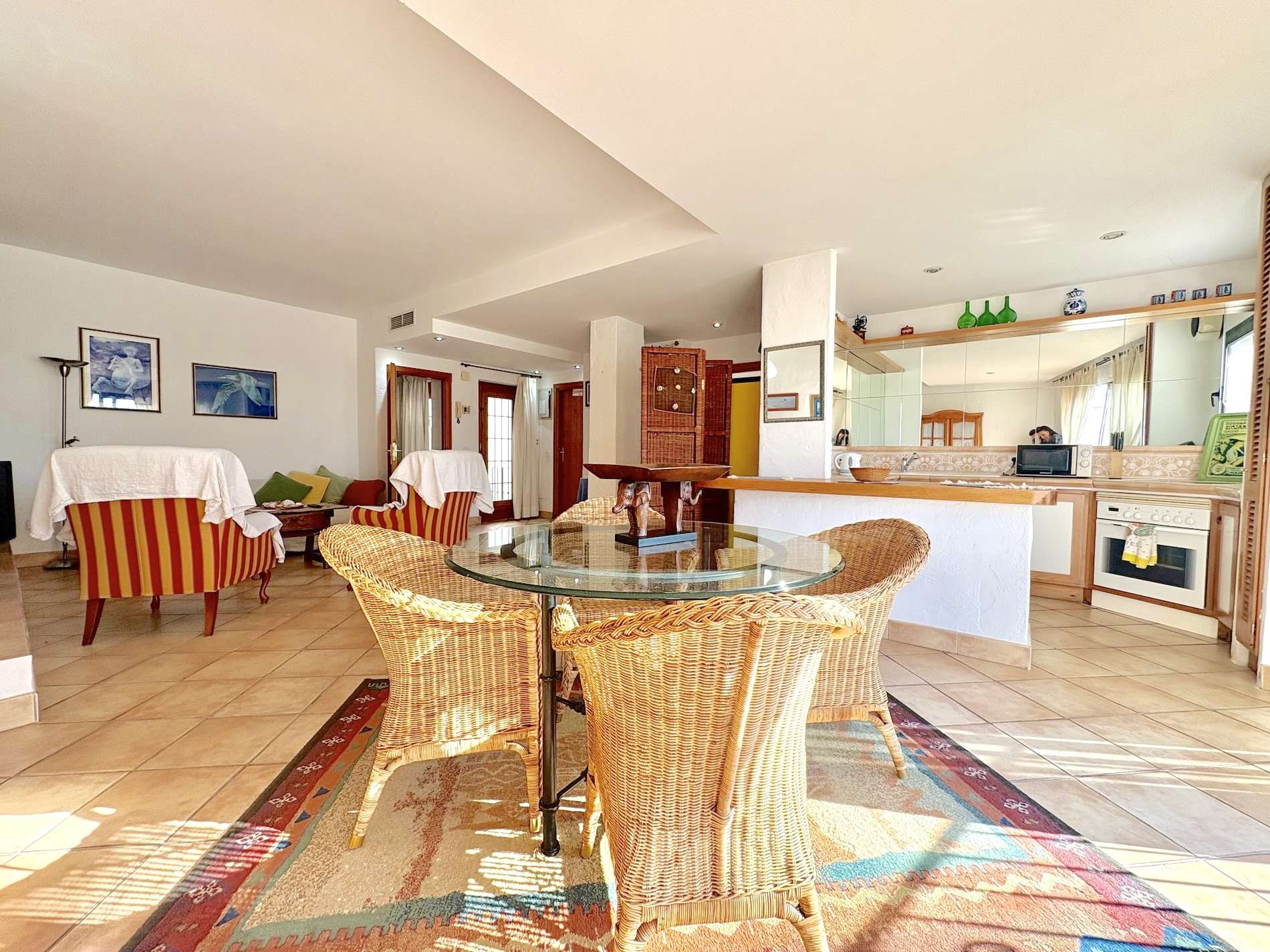 2 bedroom Apartment in Marbella, Malaga, Spain – 428-05690E
