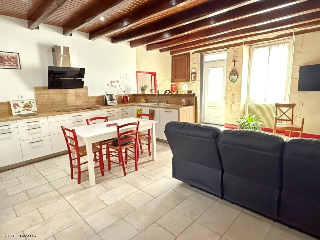 4 bedroom House in Villefagnan, France – r7599
