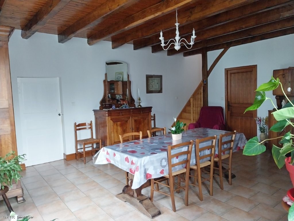 4 bedroom House in Villefagnan, France – r7599