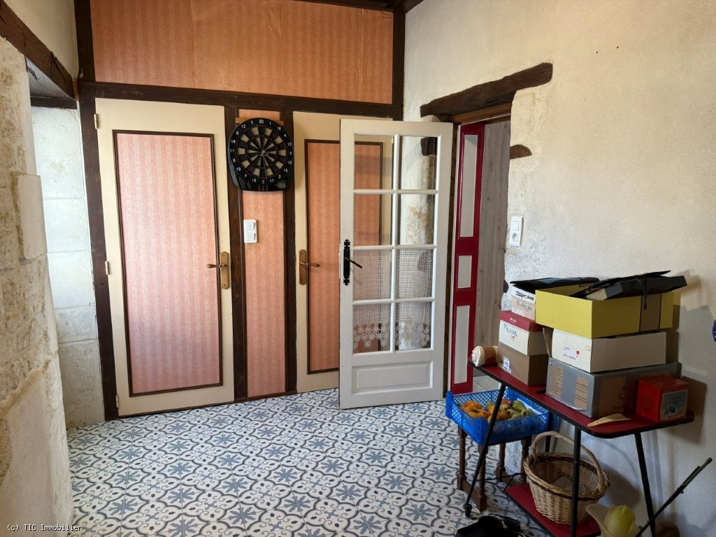 4 bedroom House in Villefagnan, France – r7599