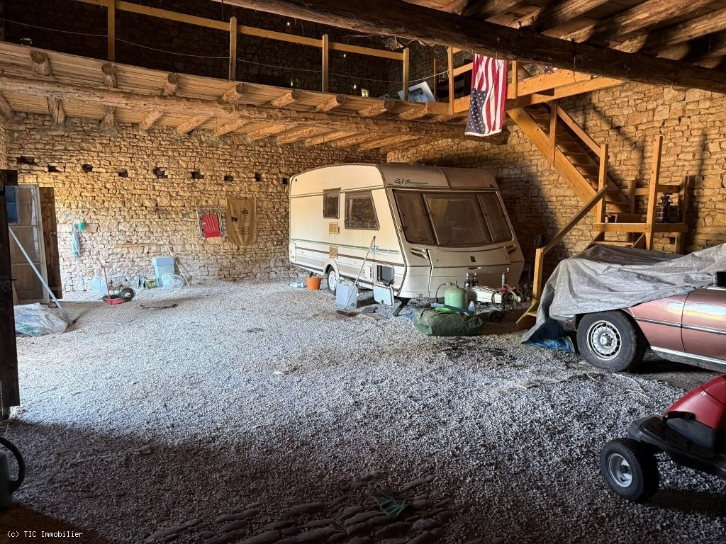 House in Ruffec, France – r7570