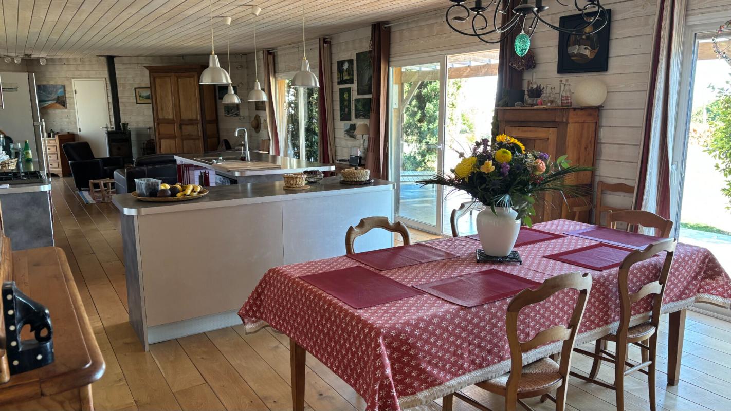5 bedroom propriete in Saint Cyprien, Corrèze, France