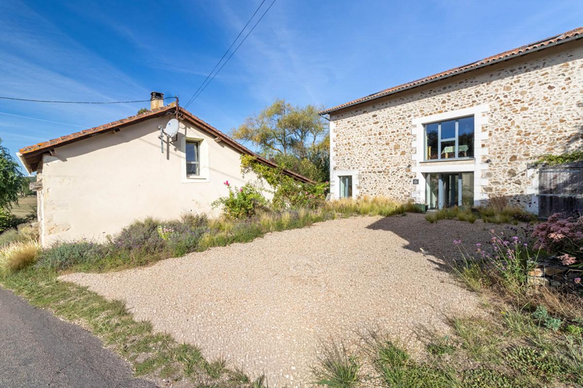 7 bedroom maison in Piegut Pluviers, Dordogne, France