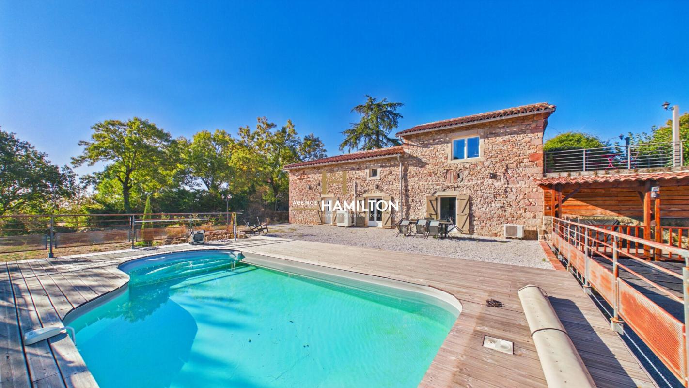 3 bedroom maison de village in Cordes Sur Ciel, Tarn, France