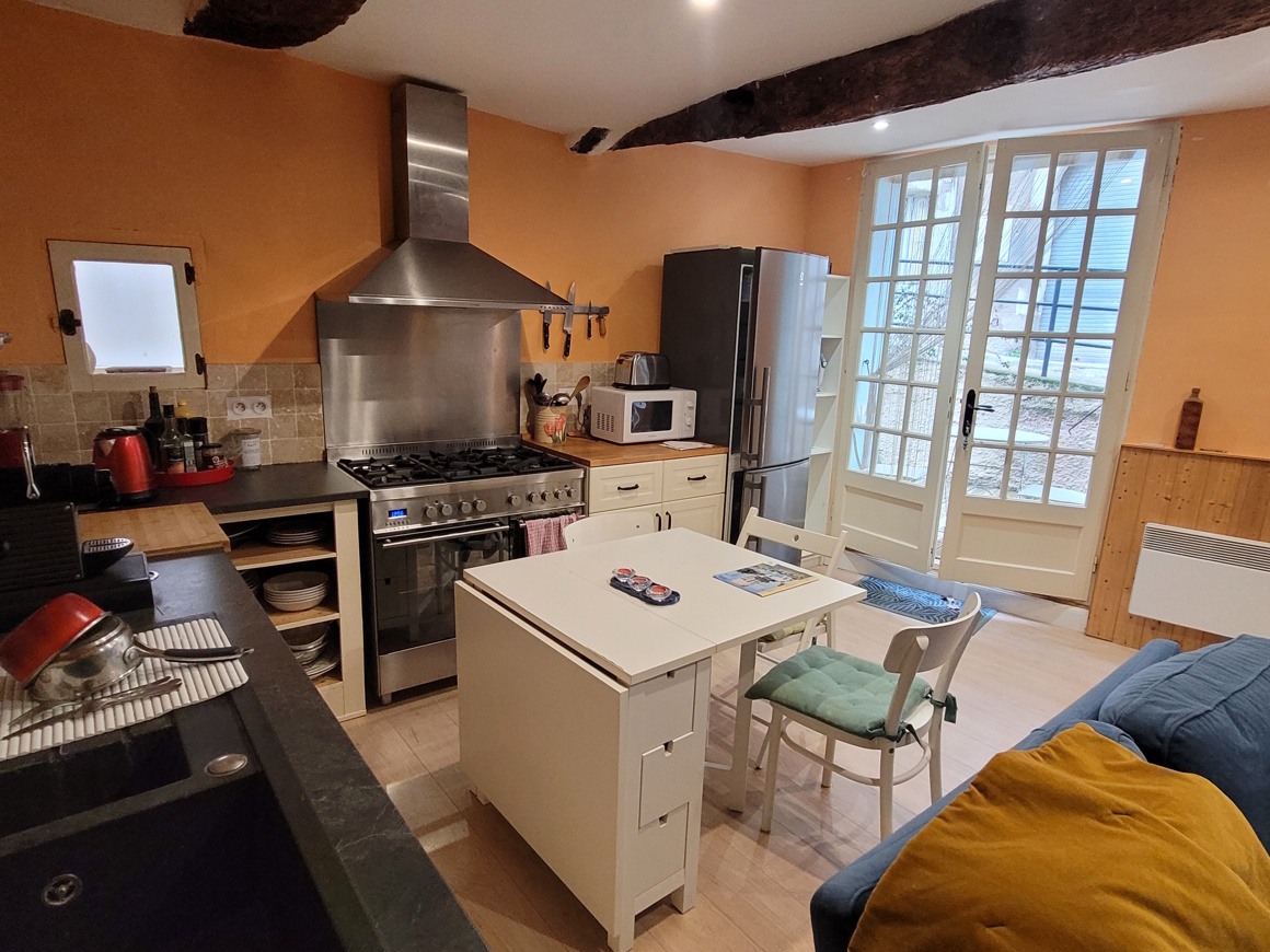 2 bedroom House in Cessenon Sur Orb, Herault, France – c140400ee