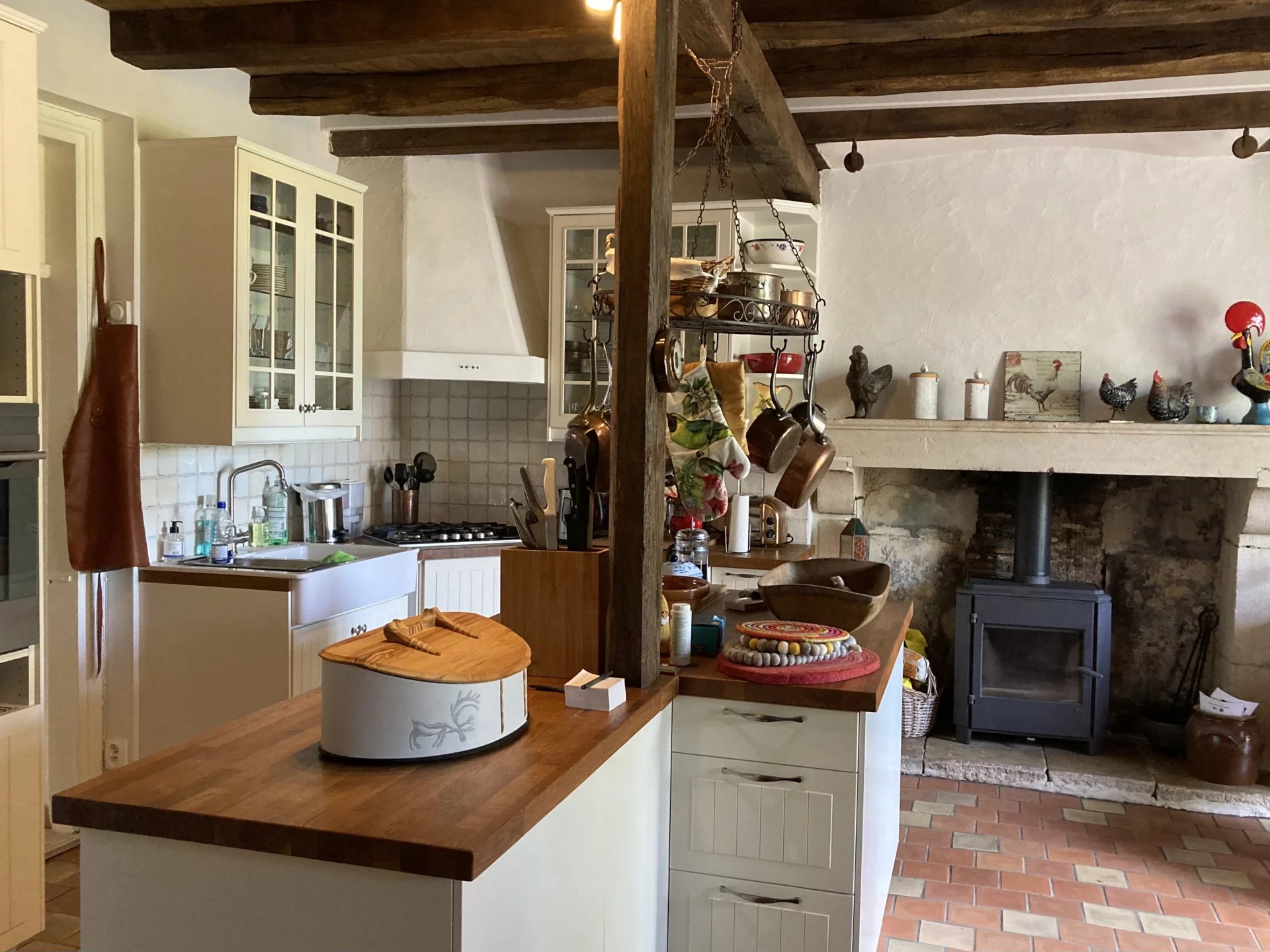 Gorgeous 3-bed riverside property with garden, Nouvelle-Aquitaine – France – BVI80520