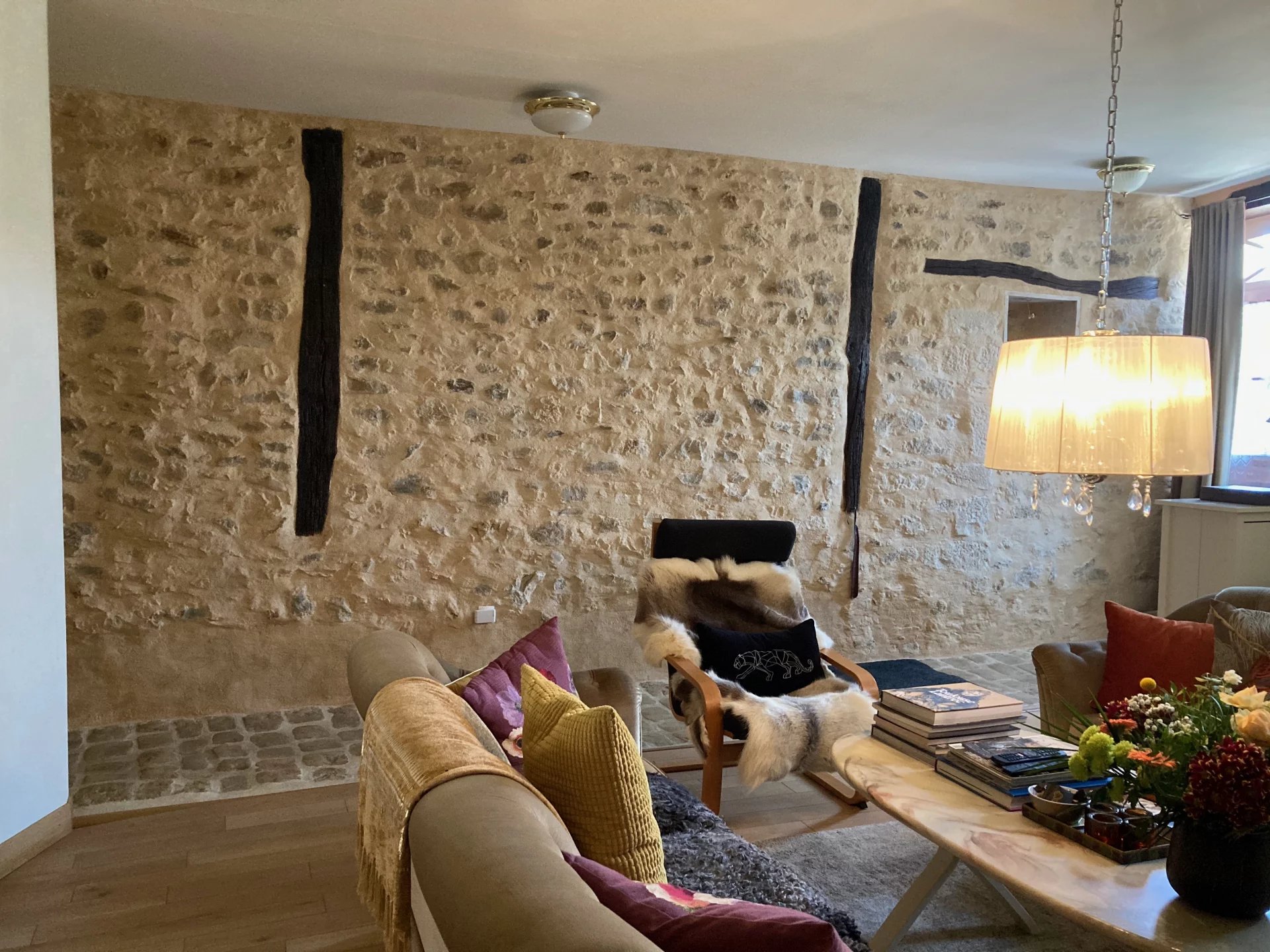Gorgeous 3-bed riverside property with garden, Nouvelle-Aquitaine – France – BVI80520
