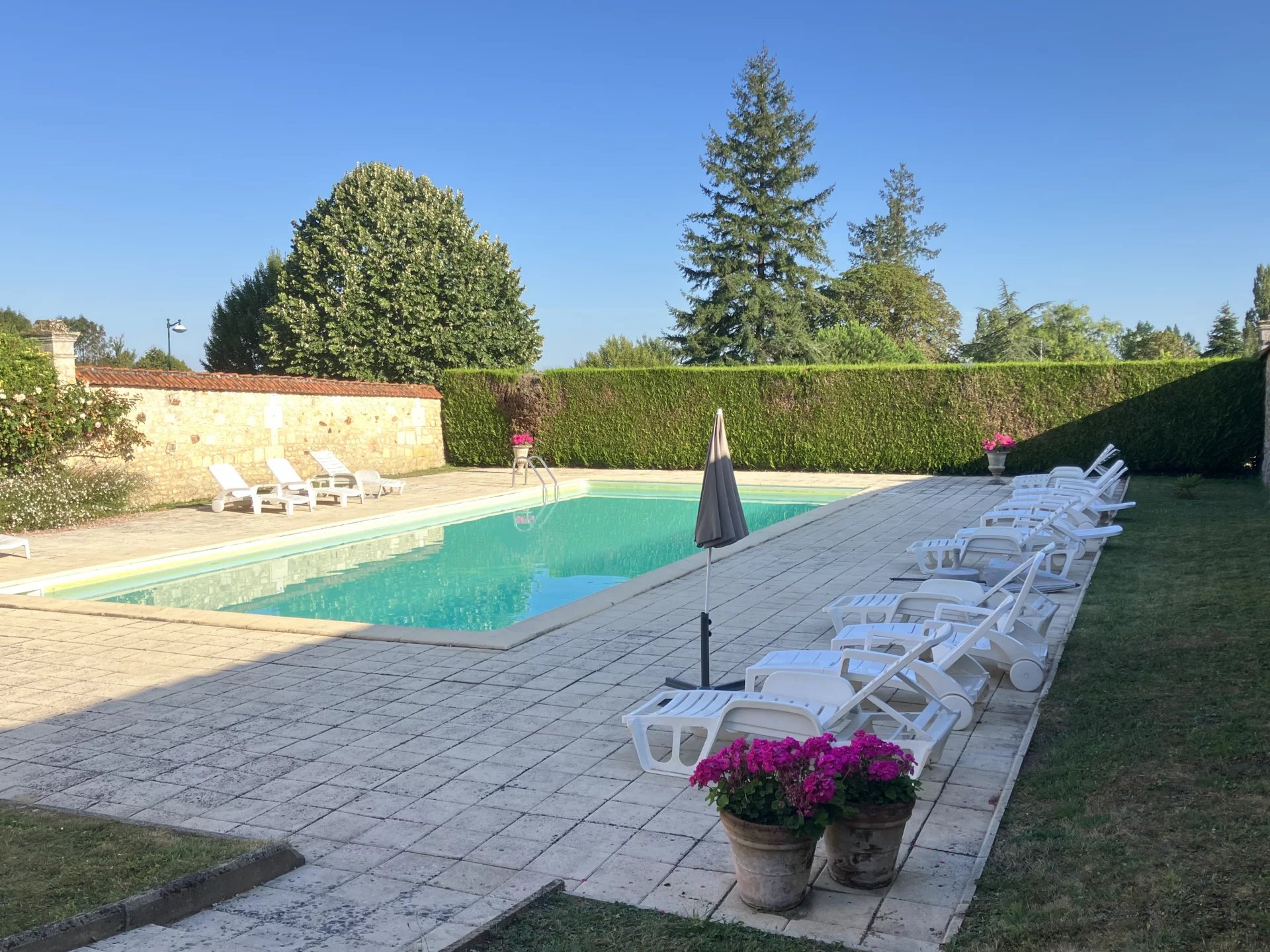 Wonderful holiday home in chateau grounds, Nouvelle-Aquitaine – France – BVI81389