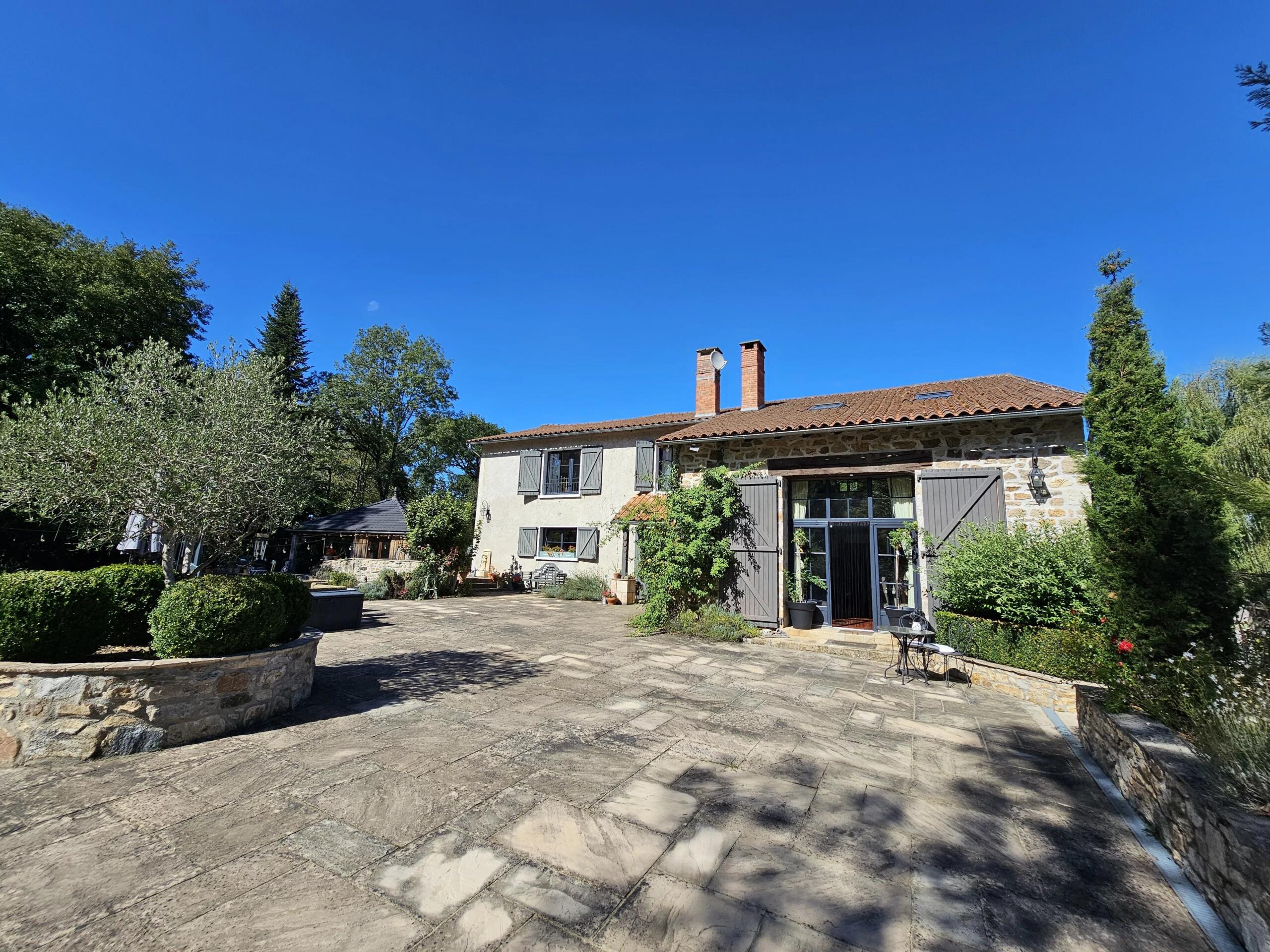 Luxury Riverside Retreat, Nouvelle-Aquitaine – France – BVI86737