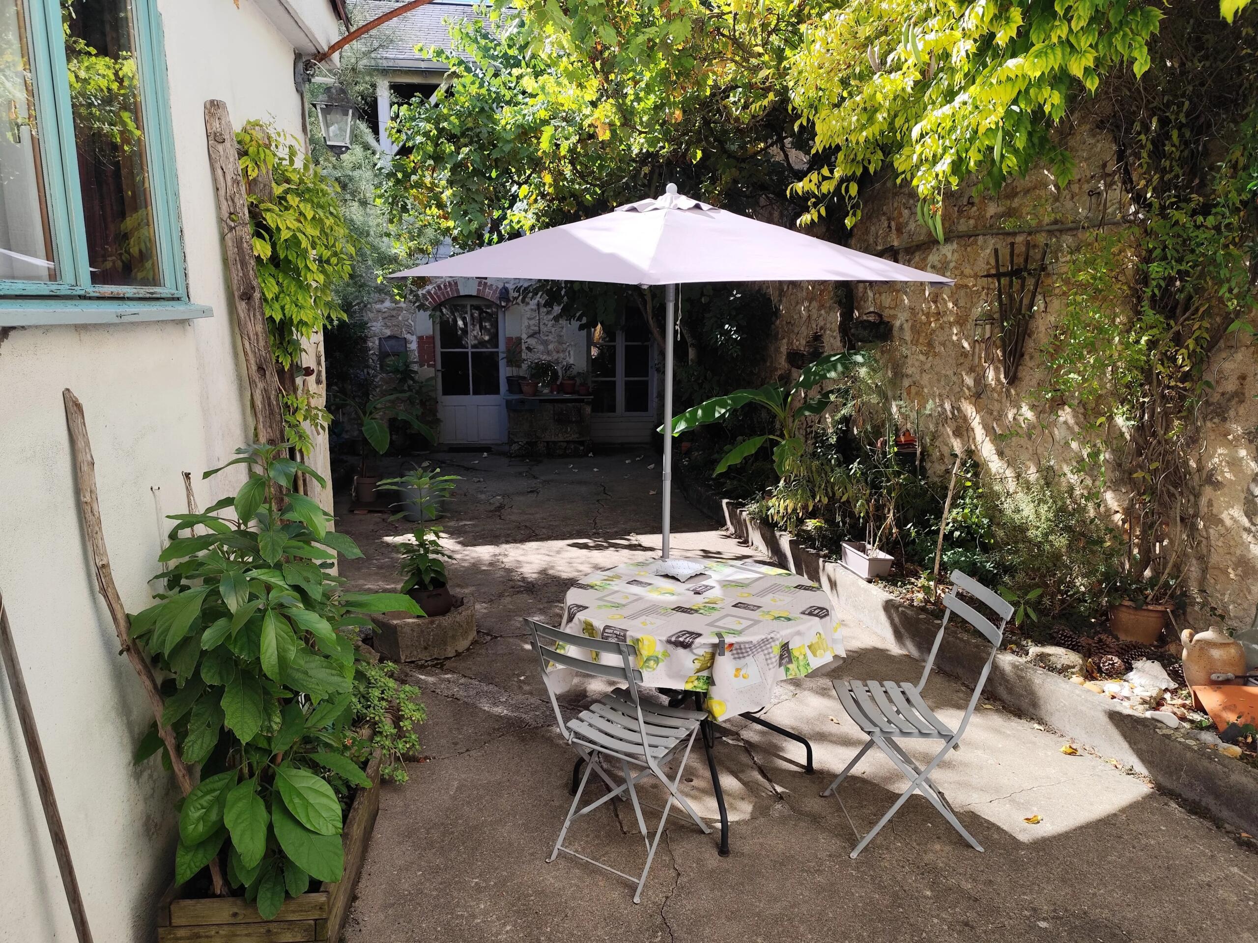 Elegant Character 3-Bedroom Townhouse with private courtyard in the Heart of Historic Civray, Nouvelle-Aquitaine – France – BVI85425