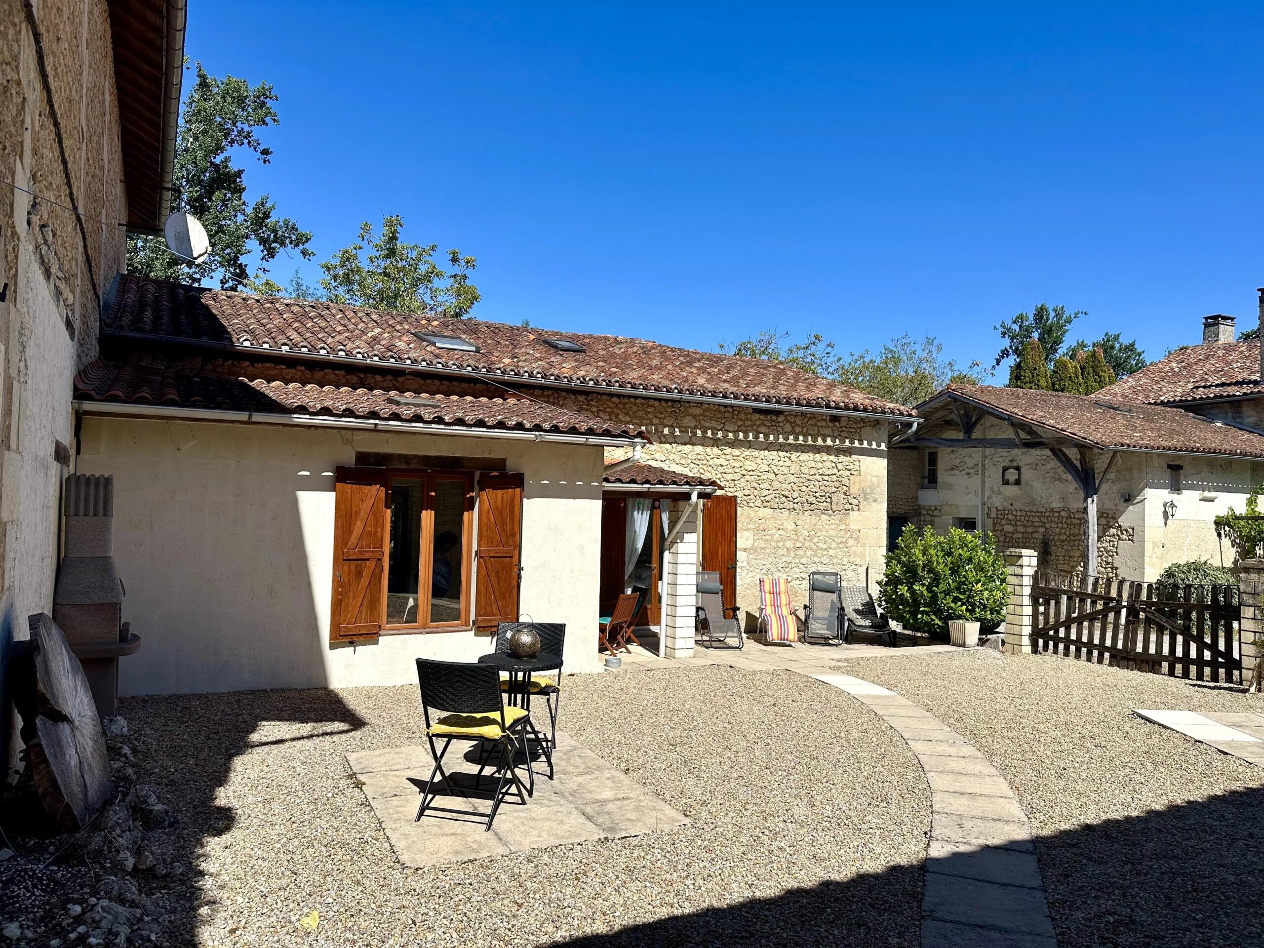 Pretty stone house within walking distance to Aubeterre, Nouvelle-Aquitaine – France – BVI87435